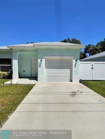 2580 15TH Street Vero Beach FL 32962