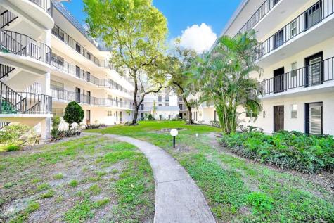 3360 Spanish Moss Terrace Lauderhill FL 33319