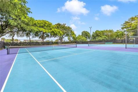 118 Lake Emerald Drive Oakland Park FL 33309