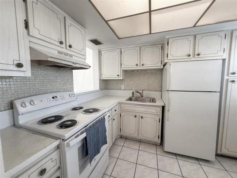 1333 E Hallandale Beach Boulevard Hallandale Beach FL 33009
