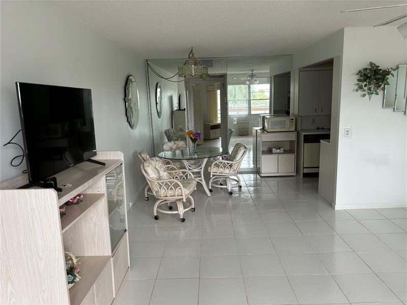4053 Cornwall C Boca Raton FL 33434