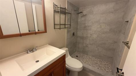 5180 NE 6th Avenue Oakland Park FL 33334