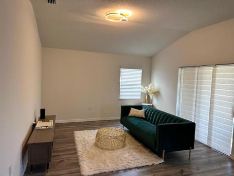 1099 NE Dania Circle Palm Bay FL 32905
