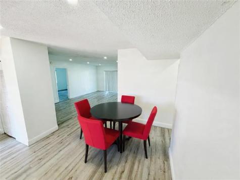 2710 Riverside Drive Coral Springs FL 33065