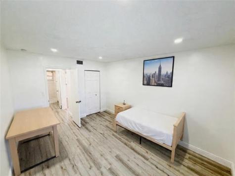 2710 Riverside Drive Coral Springs FL 33065