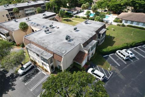 2710 Riverside Drive Coral Springs FL 33065