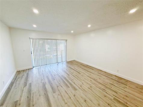 2710 Riverside Drive Coral Springs FL 33065