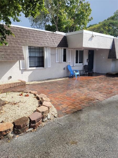 770 NE 38th Street Oakland Park FL 33334