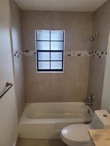 770 NE 38th Street Oakland Park FL 33334