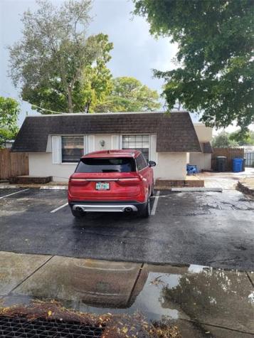 770 NE 38th Street Oakland Park FL 33334