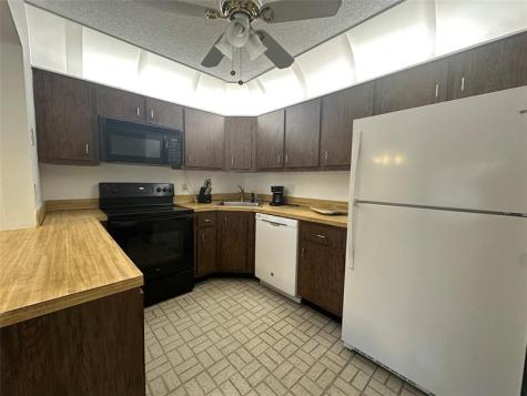 327 Pine Ridge Circle Greenacres FL 33463