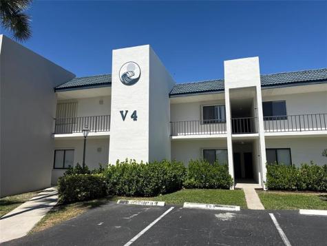 1605 Us Highway 1 V-4 Jupiter FL 33477