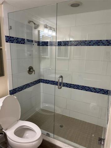 1605 Us Highway 1 V-4 Jupiter FL 33477