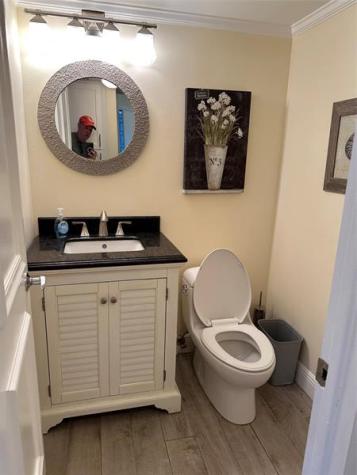 1605 Us Highway 1 V-4 Jupiter FL 33477