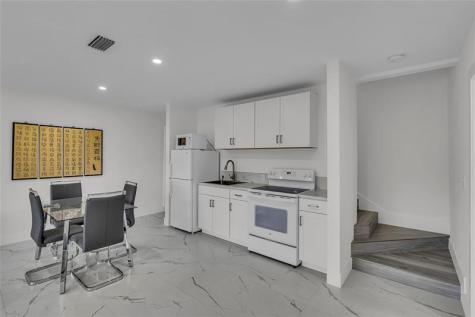 616 3RD Key Drive Fort Lauderdale FL 33304