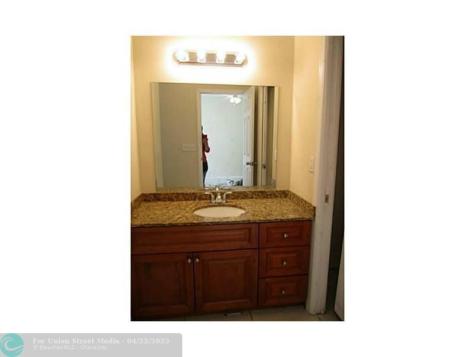 4110 N 31st Terrace Hollywood FL 33021