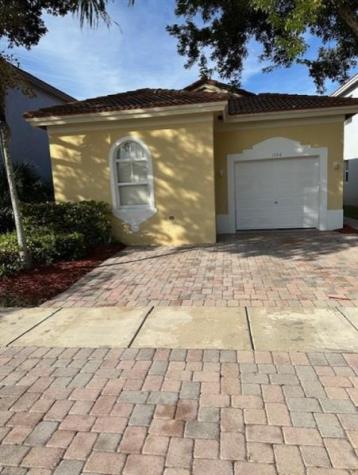 1056 NE 39th Avenue Homestead FL 33033