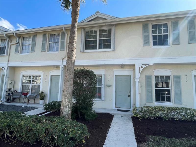 9844 NW 56th Place Coral Springs FL 33076