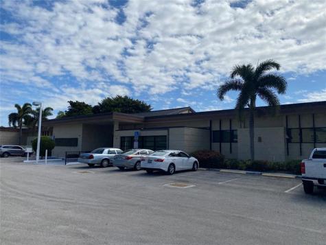 7355 NW 5th Place #205 Margate FL 33063