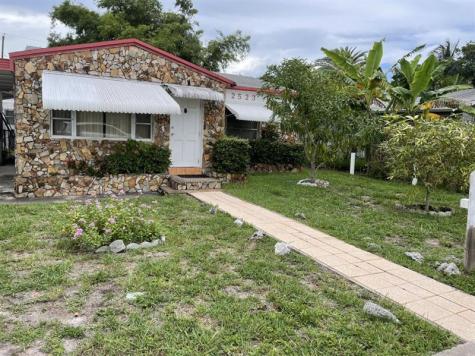 2523 Scott Street Hollywood FL 33020