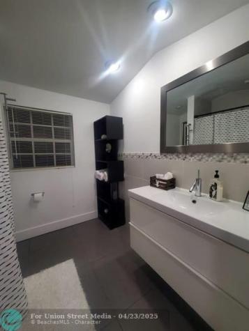 200 SW 3rd Avenue Hallandale Beach FL 33009