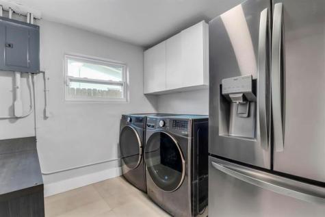 5070 SW 94 Terrace Cooper City FL 33328