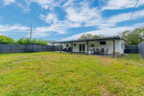 5070 SW 94 Terrace Cooper City FL 33328