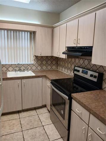 2525 Hollywood Boulevard Hollywood FL 33020