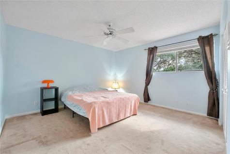 10019 NW 5th Street Plantation FL 33324