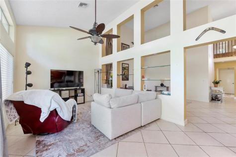 10019 NW 5th Street Plantation FL 33324
