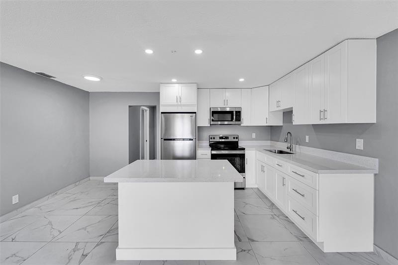 4681 SW 43rd Terrace Fort Lauderdale FL 33314