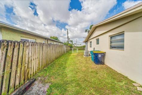4681 SW 43rd Terrace Fort Lauderdale FL 33314