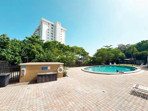 12 NE 19th Court Wilton Manors FL 33305