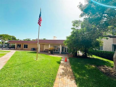 12 NE 19th Court Wilton Manors FL 33305