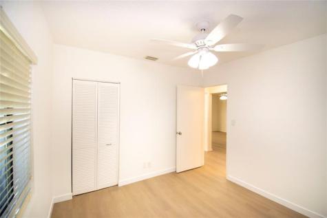 2547 Roosevelt Street Hollywood FL 33020