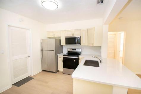 2547 Roosevelt Street Hollywood FL 33020