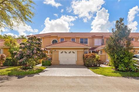 4106 Carriage Drive Pompano Beach FL 33069