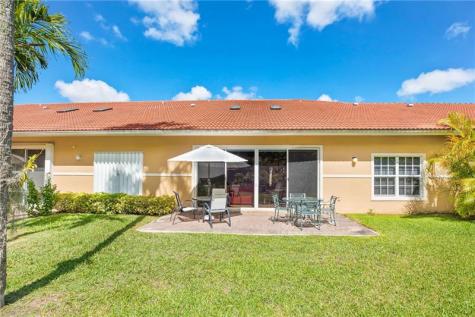 4106 Carriage Drive Pompano Beach FL 33069