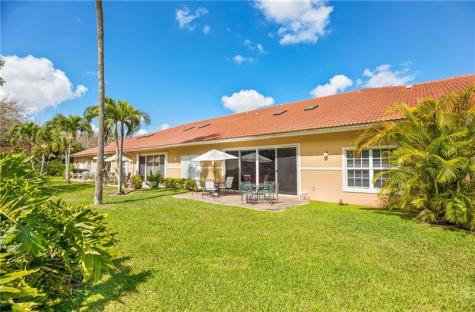 4106 Carriage Drive Pompano Beach FL 33069