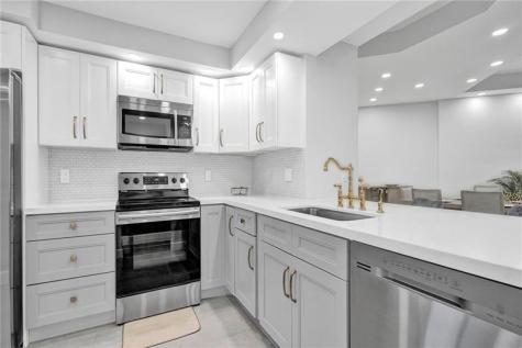 7484 La Paz Boulevard Boca Raton FL 33433