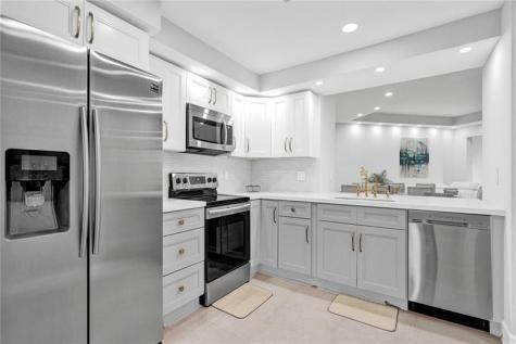 7484 La Paz Boulevard Boca Raton FL 33433