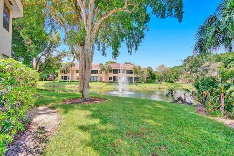 7484 La Paz Boulevard Boca Raton FL 33433