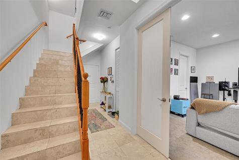 1614 NE 9th Street Fort Lauderdale FL 33304