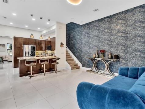 8411 NW 38th Street Cooper City FL 33024