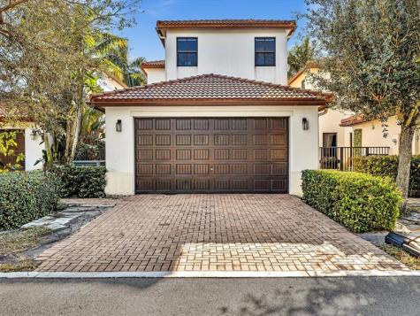 8411 NW 38th Street Cooper City FL 33024