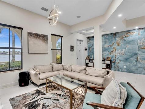 8411 NW 38th Street Cooper City FL 33024