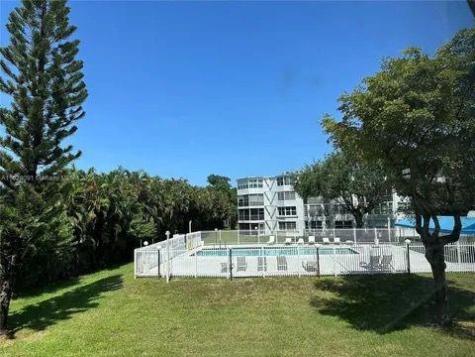 1351 NE 191st Street Miami FL 33179