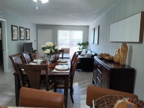 55 SE 14th Street Boca Raton FL 33432