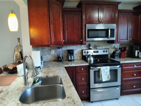 55 SE 14th Street Boca Raton FL 33432