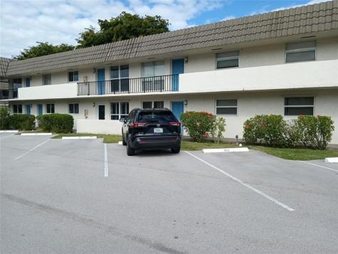 55 SE 14th Street Boca Raton FL 33432